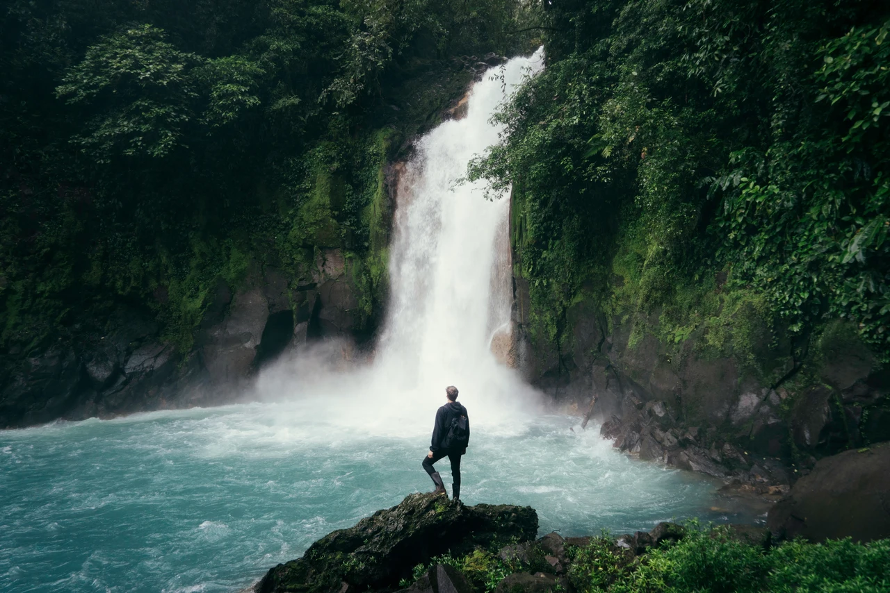 Dove si trovano le cascate più belle da visitare? Le mete spettacolari in giornata